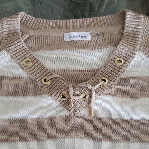 CALVIN KLEIN CHUNKY SWEATER NEW!! - Picture 2 of 4